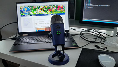 麦克风和电脑的位置